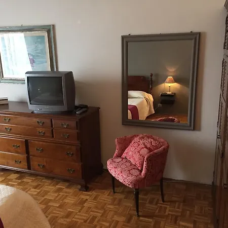 Le Sorelle Apartment